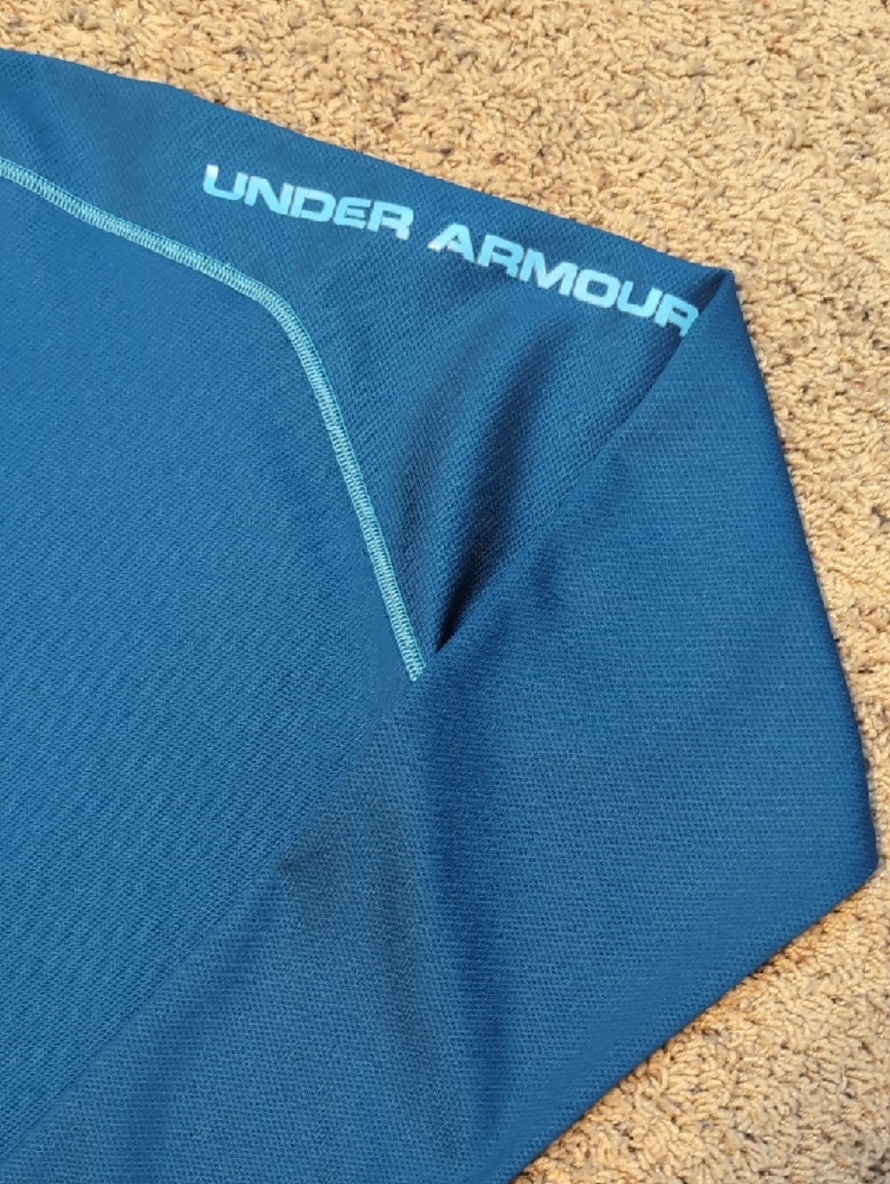 Mens UnderArmour Reversible Aquamarine Blue Long Sleeve XL - Picture 8 of 11